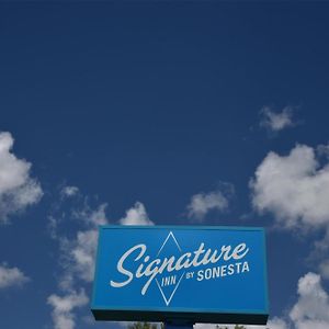 Signature Inn Miami